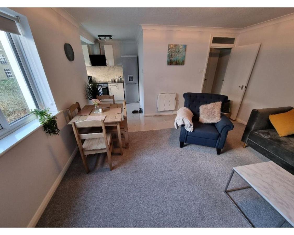 Canal Side Retreat - 2 Bedroom Apartment Heybridge  Luaran gambar