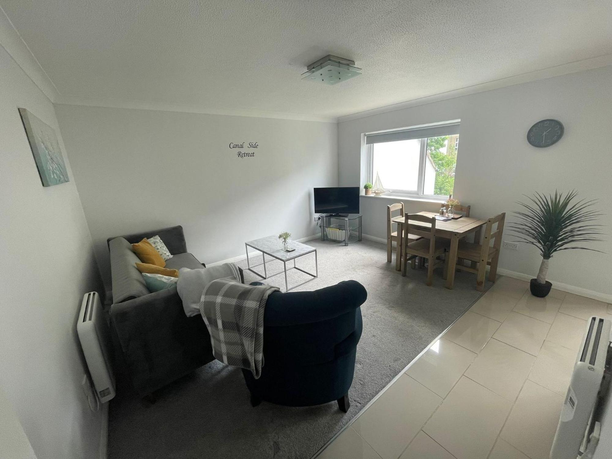 Canal Side Retreat - 2 Bedroom Apartment Heybridge  Bilik gambar